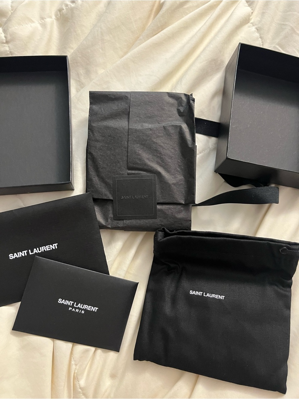 YSL Cassandre Monogram Card Wallet - Picture 3 of 9